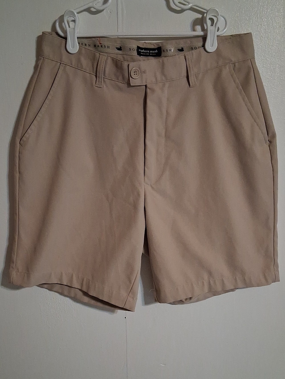 Southern Marsh Men's Khaki Flat-Front Chino Shorts